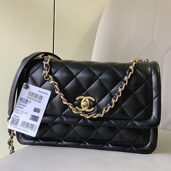 Borsa Chanel Con Patta In Pelle Di Agnello Nera As2056