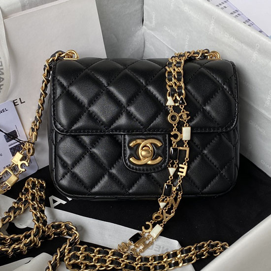 Borsa Chanel Con Patta In Pelle Di Agnello Nera As3442