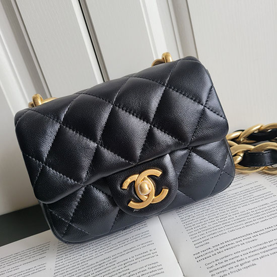 Borsa Chanel Mini Con Patta In Pelle Di Agnello Nera As3213