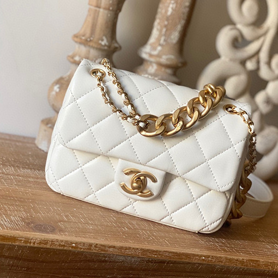 Borsa Chanel Piccola Con Patta In Pelle Di Agnello Bianca As3109