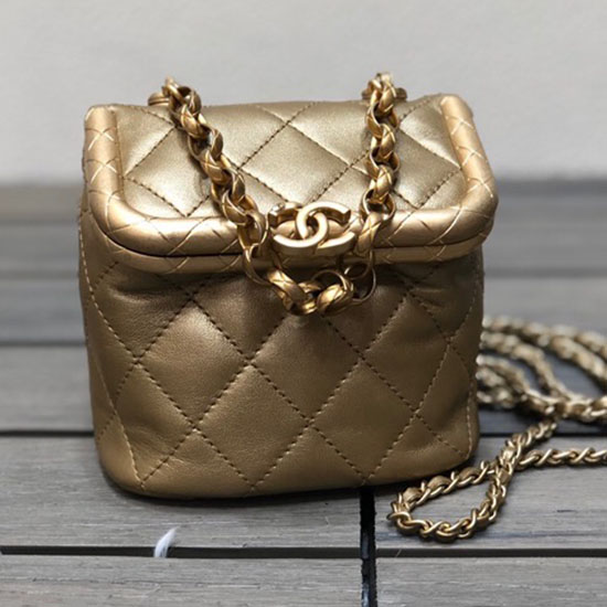 Borsa Chanel Piccola In Pelle Di Agnello Con Chiusura A Bacio Oro As1885