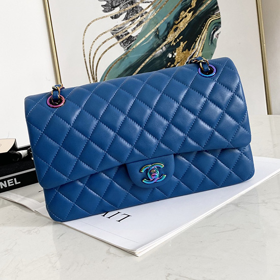 Borsa Classica Chanel In Pelle Di Agnello Con Patta Media Blu Cf1112