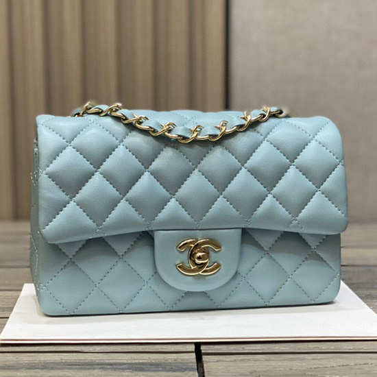 Borsa Classica Chanel In Pelle Di Agnello Piccola Con Patta Blu Cf1116