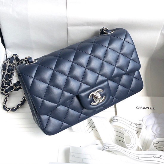 Borsa Classica Chanel In Pelle Di Agnello Piccola Con Patta Blu Cf1116