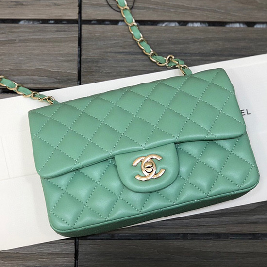 Borsa Classica Chanel In Pelle Di Agnello Piccola Con Patta Verde Cf1116