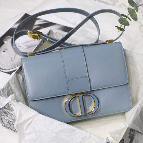 Borsa Dior 30 Montaigne In Pelle Di Vitello Azzurro Cielo M9030