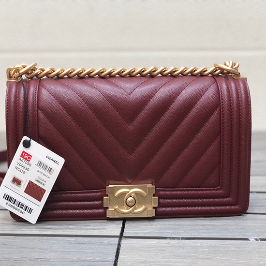 Borsa Media Chanel In Pelle Di Vitello A Grana Chevron Bordeaux A67086