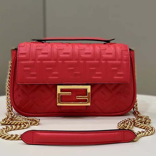 Borsa Midi Fendi Baguette Con Catena Rossa F8533