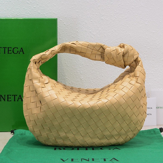 Bottega Veneta Adolescente Jodie Beige B690225