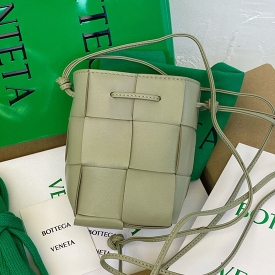 Bottega Veneta Cassetta Mini Borsa A Secchiello Verde B62081