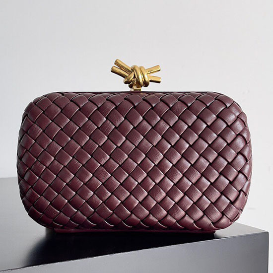 Bottega Veneta Pochette Classica Con Nodo Bordeaux B717622