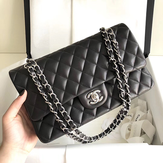 Classica Borsa Chanel In Pelle Di Agnello Nera Con Hardware Argento A1112