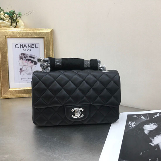 Classica Borsa Chanel Piccola Con Patta In Pelle Di Agnello Blu Con Hardware Argento Cf1116