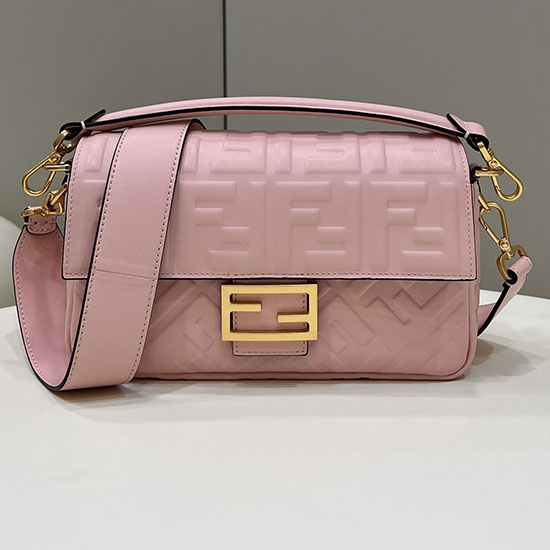 Fendi Baguette Borsa Media In Pelle Rosa F0135