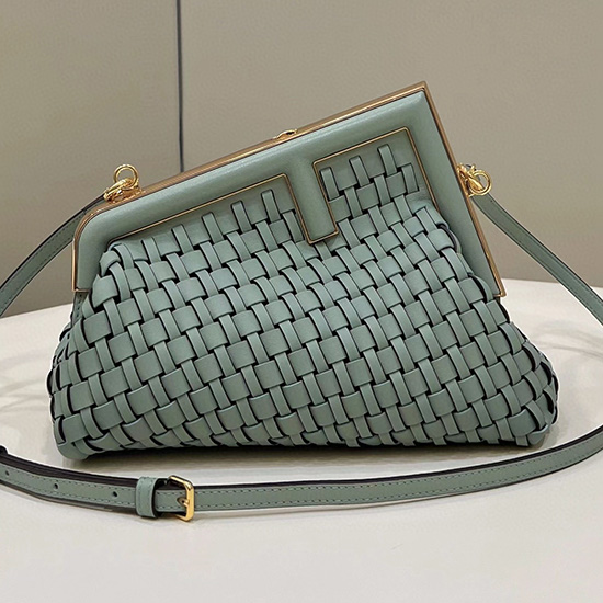 Fendi First Borsa Piccola In Pelle Intrecciata Verde F80103