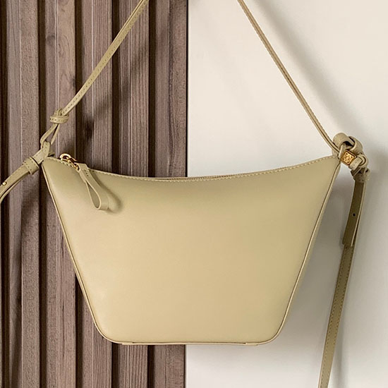 Loewe Hammock Mini Borsa Hobo In Pelle Verde L9023