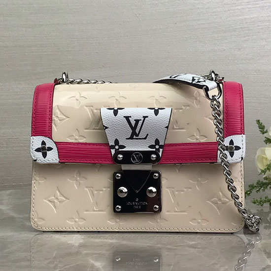 Louis Vuitton Monogramma Vernis Lv Wynwood Crema M90442