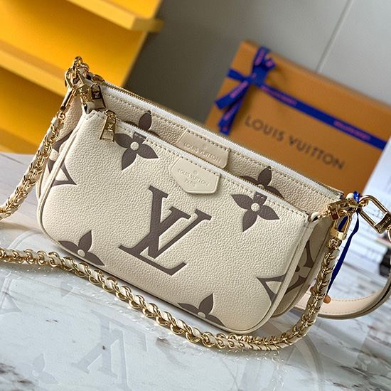 Louis Vuitton Multi Pochette Accessori Crema M45777