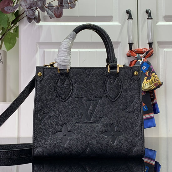 Louis Vuitton Onthego Bb Nero M46993