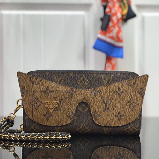 Portafoglio Louis Vuitton In Tela Monogram Con Cerniera E Tonalità M68796