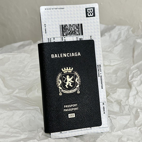 Portafoglio Lungo Passaporto Balenciaga B787774