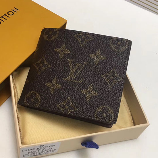 Portafoglio Per Passaporto In Tela Monogramma Louis Vuitton M61720