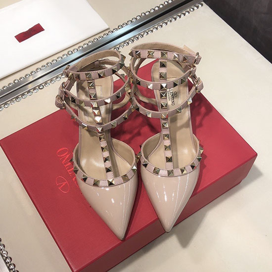 Valentino Décolleté Rockstud In Vernice Con Cinturino Alla Caviglia Nudo Vs03081