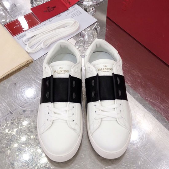 Valentino Garavani Sneakers In Pelle Bianche Vs19065