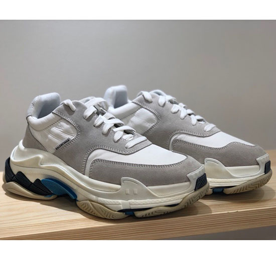 حذاء رياضي Balenciaga Triple S B811063B