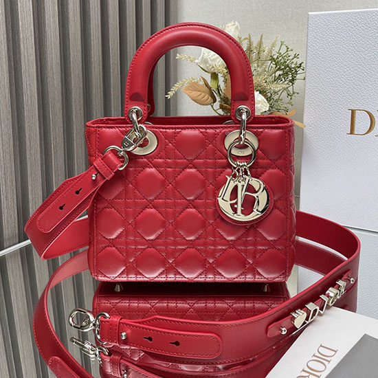 حقيبة Lady Dior My Abcdior من جلد الحمل باللون الأحمر DM0538