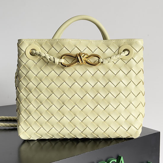 Bottega Veneta малка чанта Andiamo Tote жълта B74356