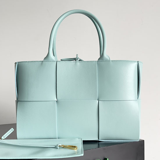 Bottega Veneta малка чанта Arco Tote Skyblue B652867