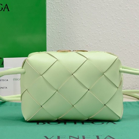 Bottega Veneta малка чанта за касетъчен фотоапарат Fennel 6600