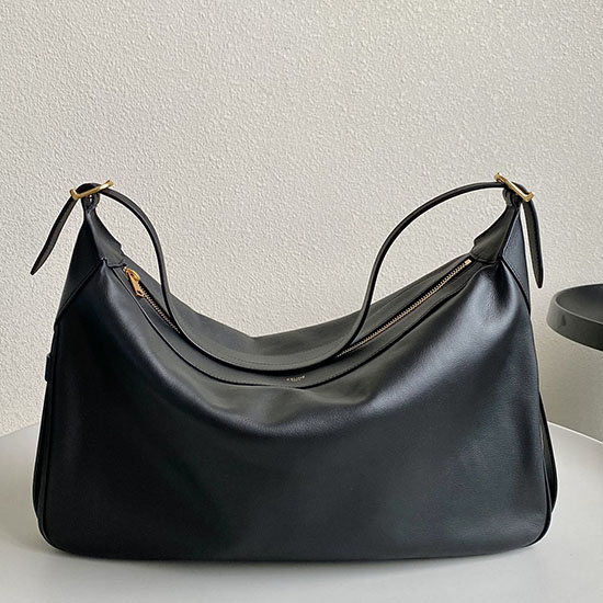 Celine Large Romy в мека телешка кожа черно C35039