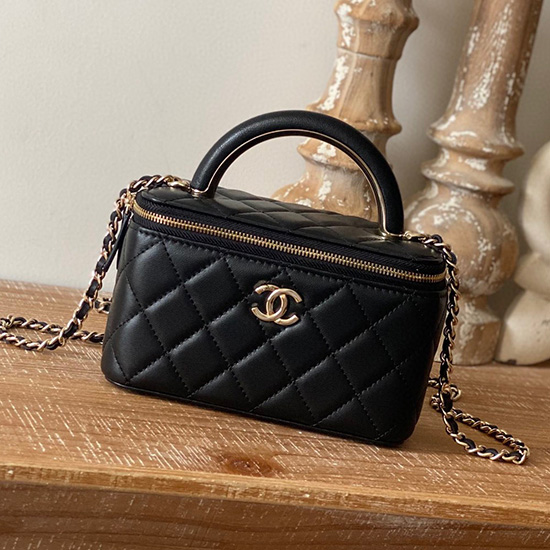 Chanel агнешка кожа суета с верижка черен A81208