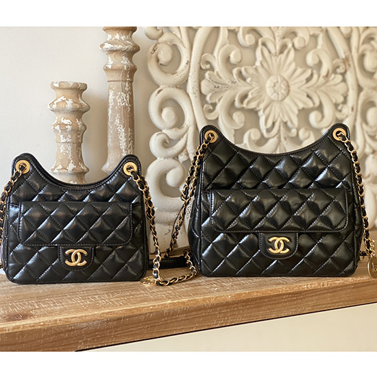 Chanel блестяща смачкана чанта Hobo от телешка кожа черна As3690