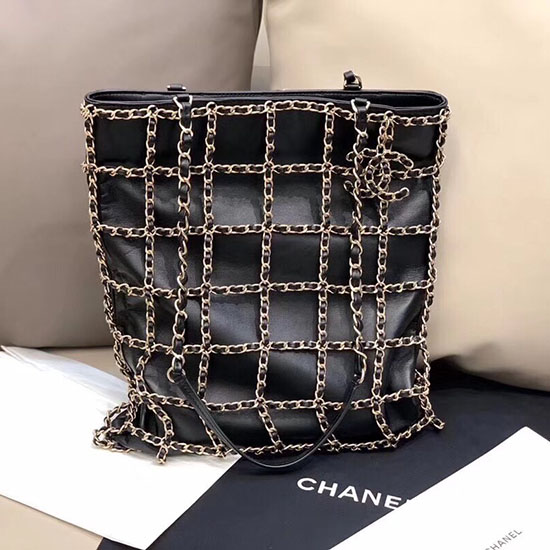 Chanel пазарска чанта от агнешка кожа черна As1383