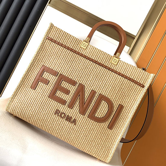 Fendi Sunshine Medium Shopper от естествена слама Bh386a