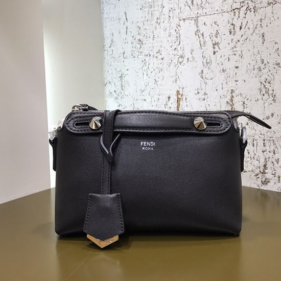 Fendi между другото мини чанта Boston черна F81492