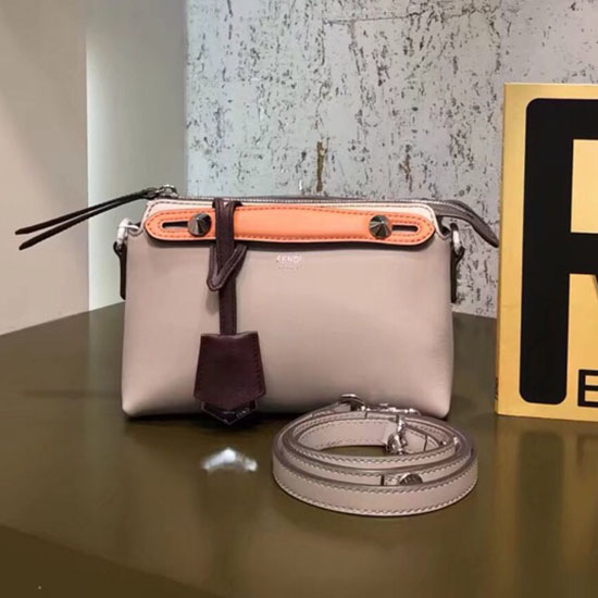 Fendi между другото мини чанта бостън розова F81492