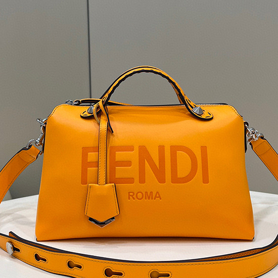 Fendi между другото средна кожена чанта бостън оранжева F8286