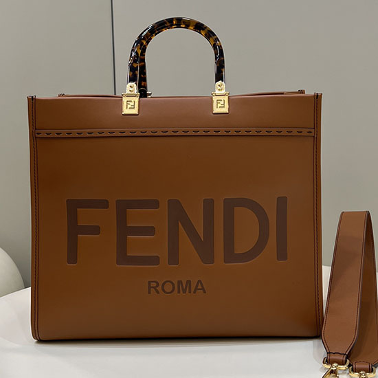 Fendi средно слънчева чанта кафява F8266