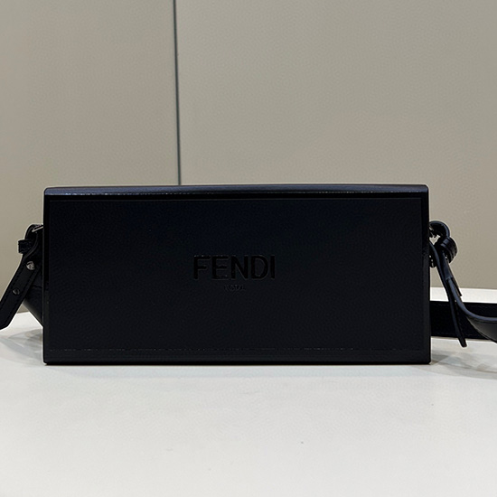 Fendi чанта за през рамо във вертикална кутия черна F70304