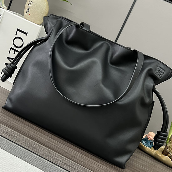 Loewe голям фламенко клъч черен L62350