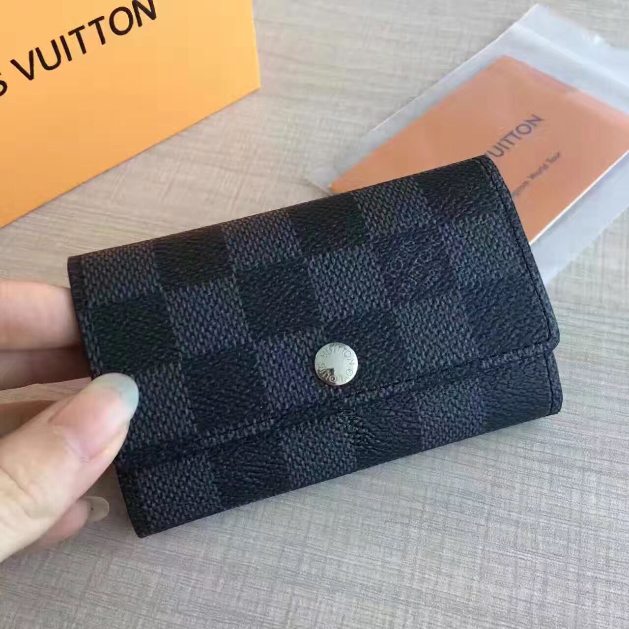 Louis Vuitton Damier Graphite Canvas 6 ключодържател N60701