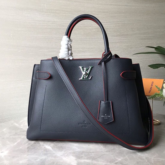 Louis Vuitton зърнеста телешка кожа Lockme Day Marine Rouge M53645