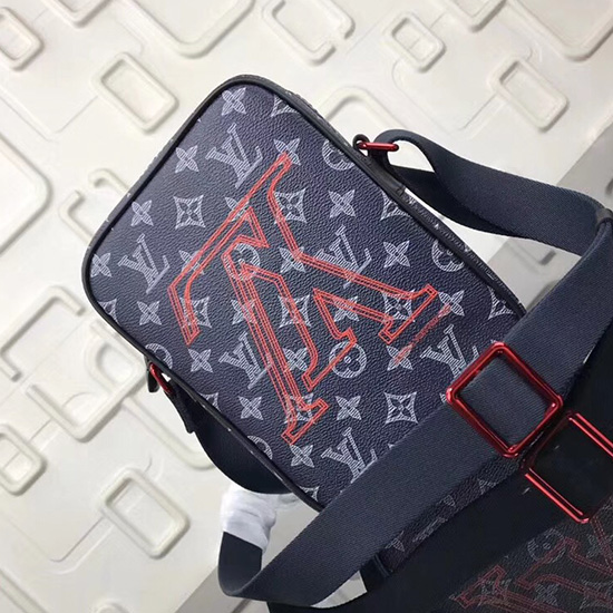 Louis Vuitton монограм мастило платно дунав Pm M43677