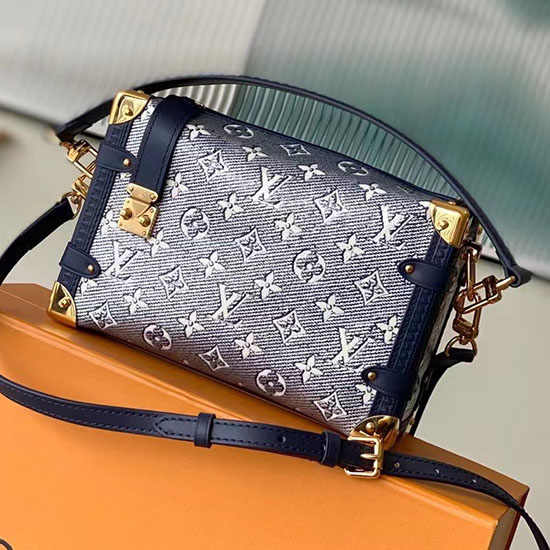 Louis Vuitton страничен багажник M22944