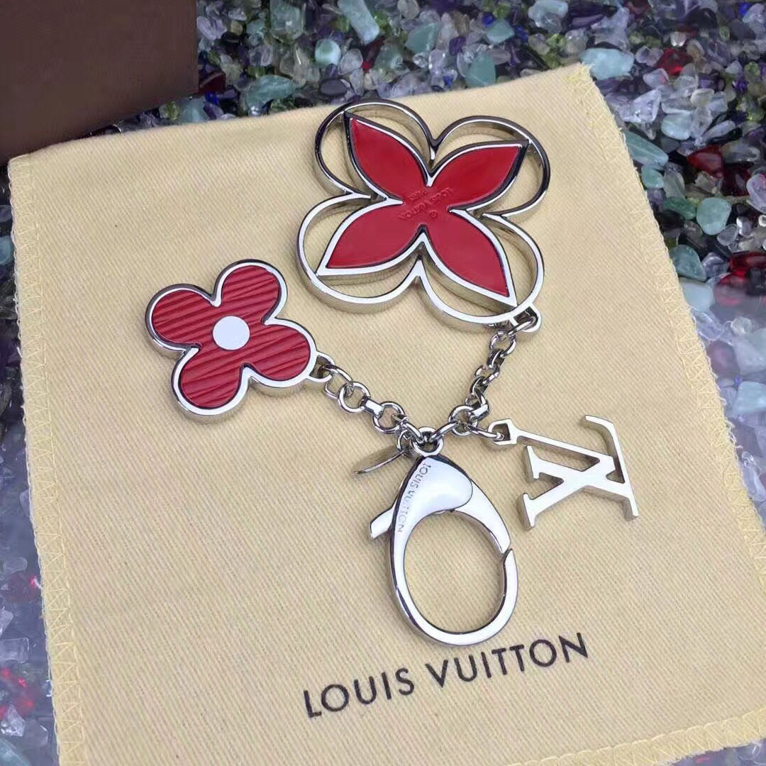 Louis Vuitton чанта с талисман Rimi ключодържател червено и сребристо M61013