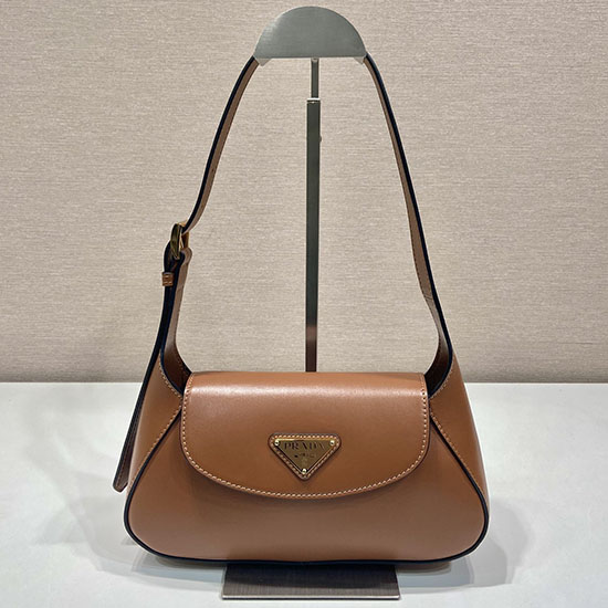 Prada малка кожена чанта през рамо Camel 1bd358